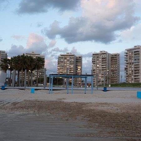 Argaman Beach Apartment 아코 외부 사진
